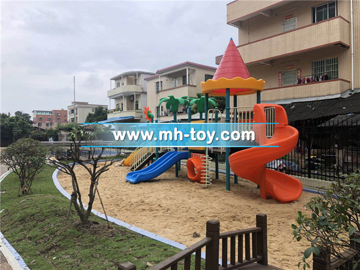 广州番禺石楼南派幼儿园滑梯安装(图1)
